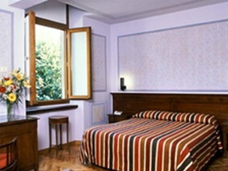 Hotel Villa Aurora Фиезоле Екстериор снимка