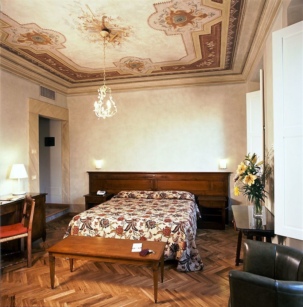 Hotel Villa Aurora Фиезоле Екстериор снимка